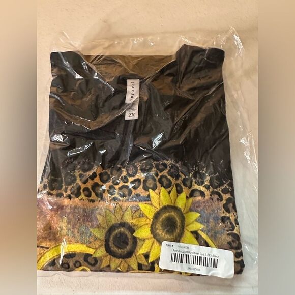 Live In Faith sunflower shirt - Picture 2 of 4